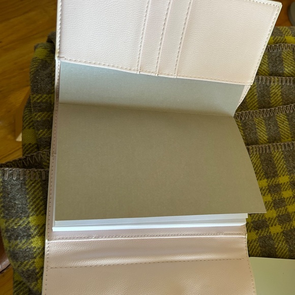 NWT Anthropologie Mila 2-in1 clutch & Journal - Picture 9 of 12